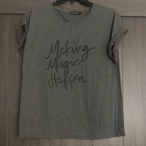Euc zawapemia Charcoal Gray Tee - Making Magic Happen size XL